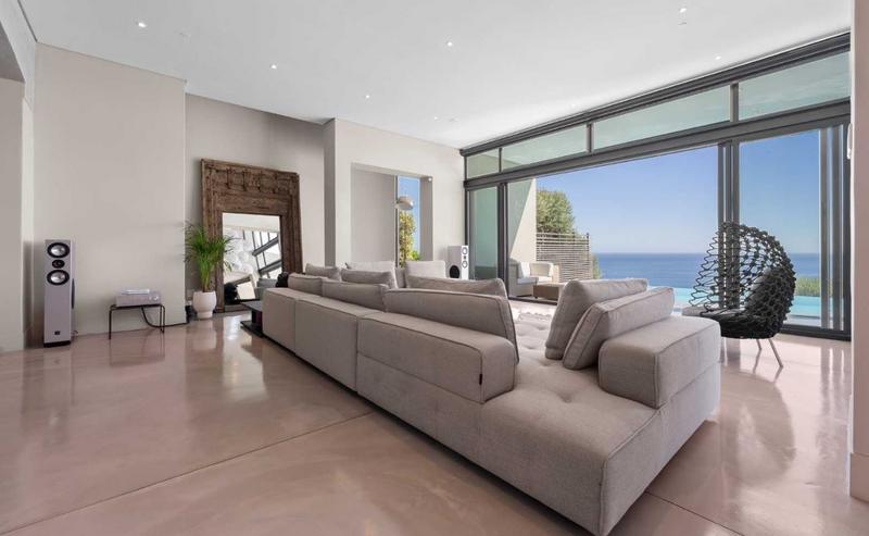 3 Bedroom Property for Sale in Camps Bay Western Cape